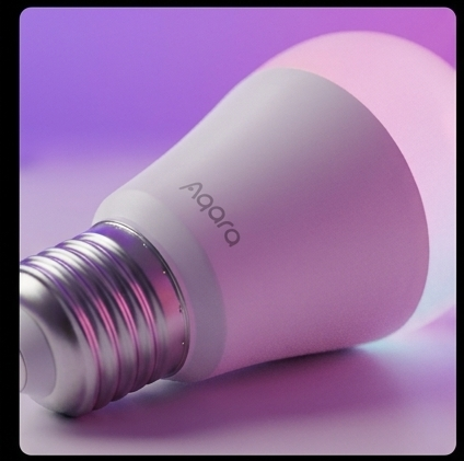 Aqara LED Bulb T2 RGB CCT E27, żarówka smart Zigbee, Thread, Matter, 1100 lm, 10,5 W, 16 mln kolorów — ujęcie 4