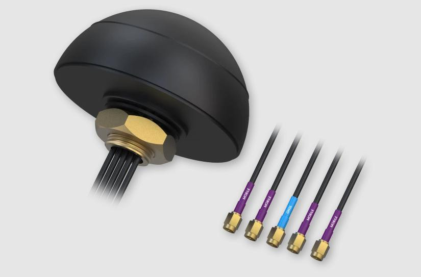 Teltonika antena ROOF SMA PR1KCL28 COMBO QUAD MOBILE/GNSS Teltonika antena ROOF SMA PR1KCL28 COMBO QUAD MOBILE/GNSS