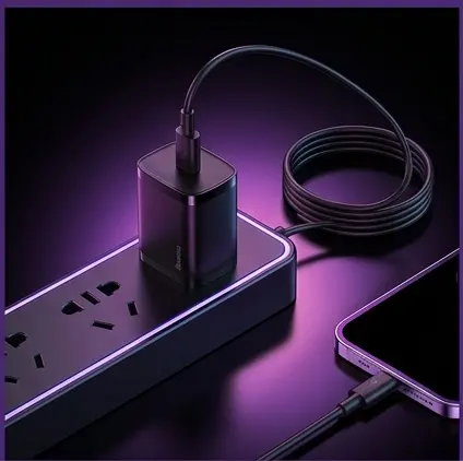 Wymiary Baseus Super Si 25W: 78x34x28mm - porównanie z monetą Wymiary Baseus Super Si 25W: 78x34x28mm - porównanie z monetą