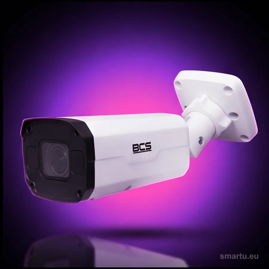 Kamera tubowa BCS LINE BCS-L-TIP18FCR3L3-Ai1 8Mpx NightColor widok z przodu na białym tle Kamera tubowa BCS LINE BCS-L-TIP18FCR3L3-Ai1 8Mpx NightColor widok z przodu na białym tle